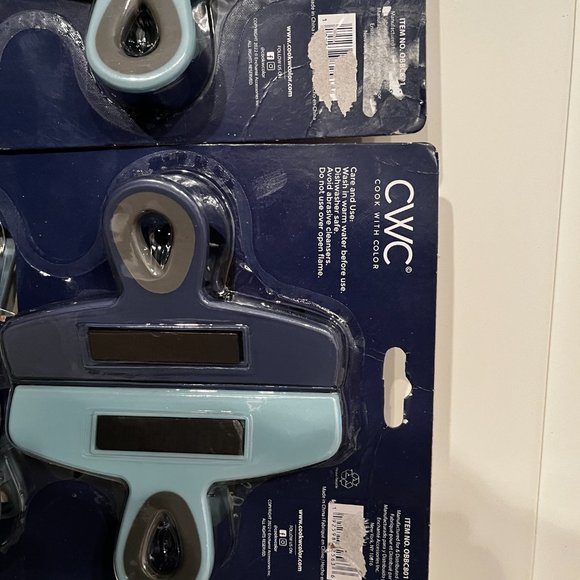 Magnetic Chip Clips (2 Packs of 8 Clips Each) / New - Picture 11 of 12